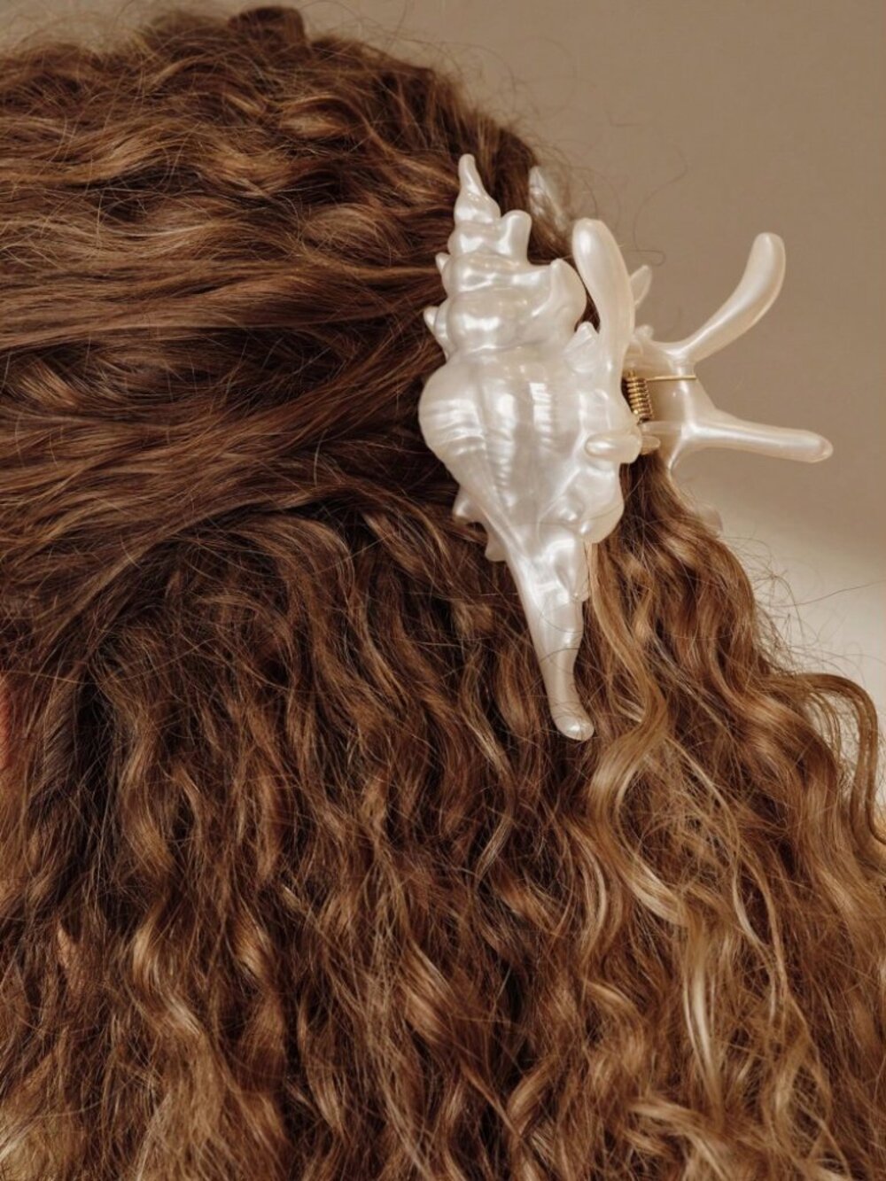 Cream Pearlescent Seashell Hair Claw Clip